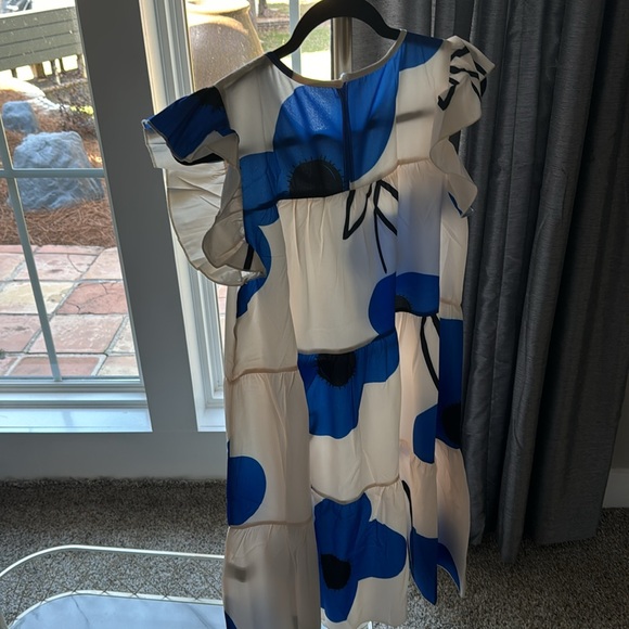 NWOT Medium Ruffle Cap Sleeve Dress - Picture 3 of 3